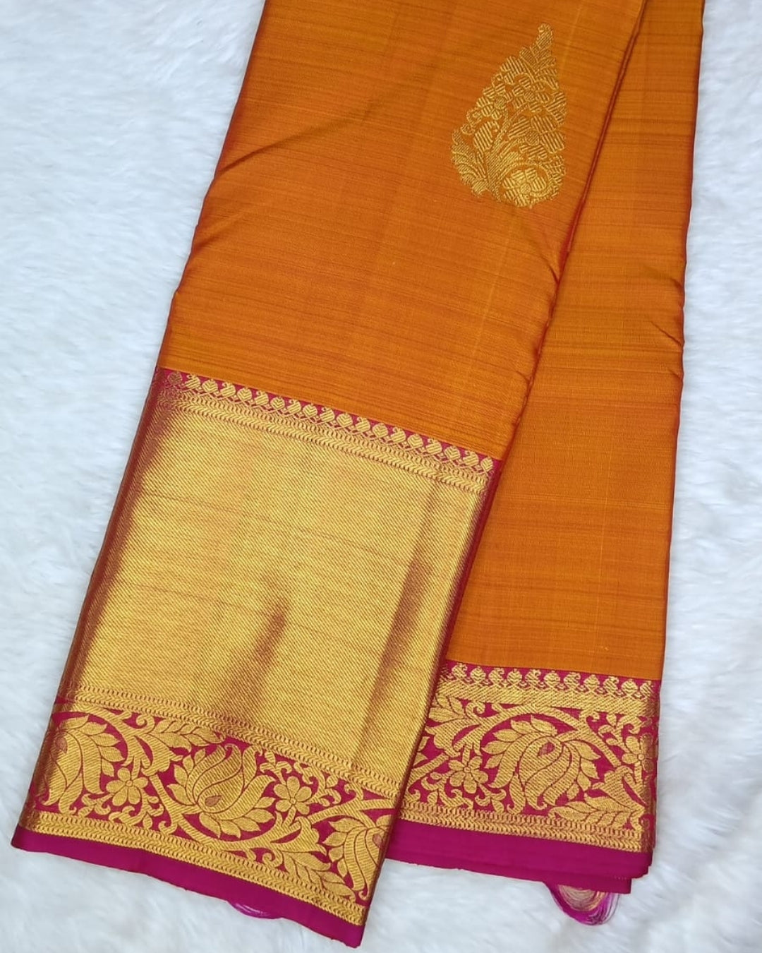 Pure Kanchipattu Handloom Saree - BBS307