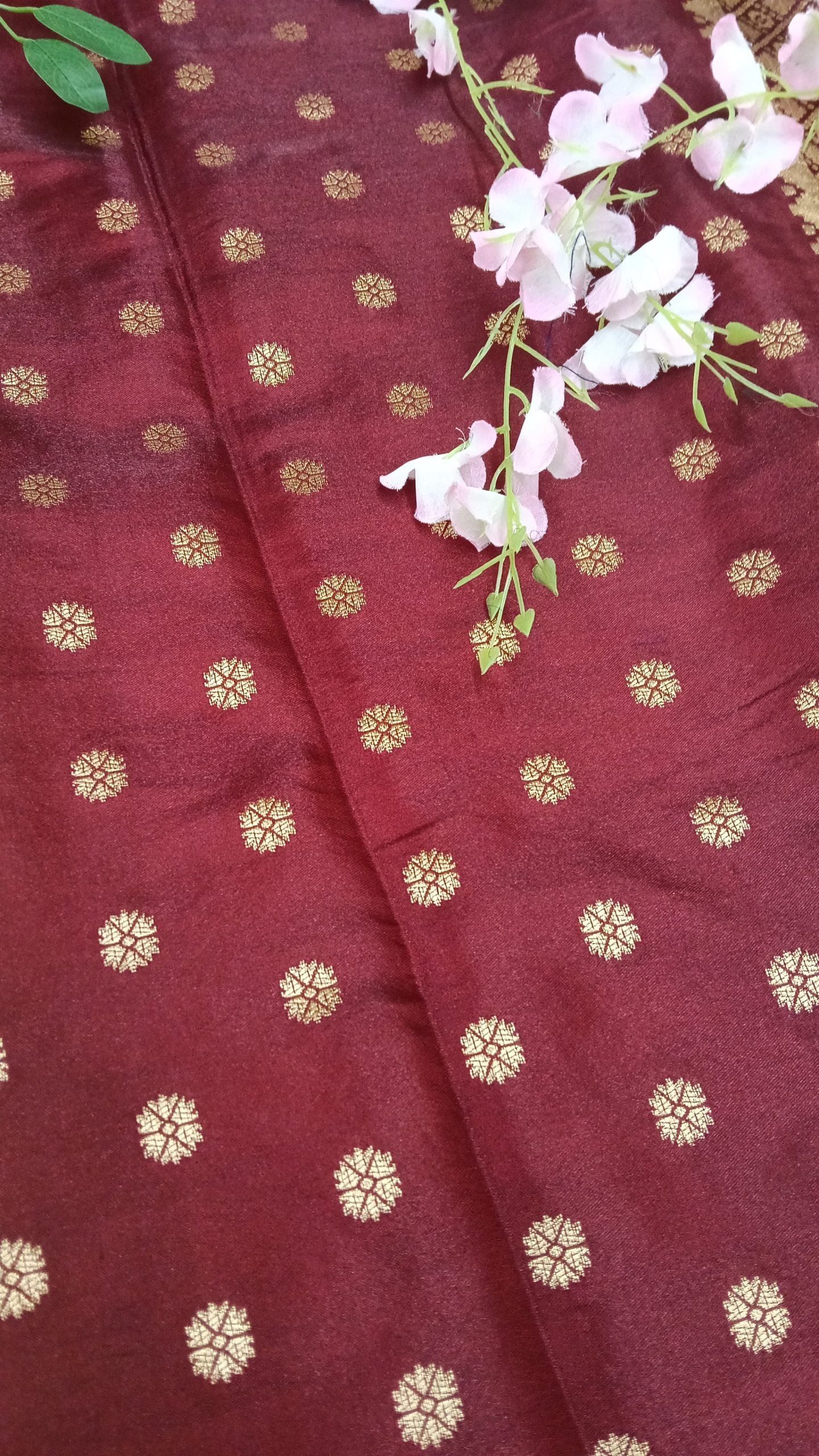 Chiniya Pattu Saree with small Weaving buta - BBS130C