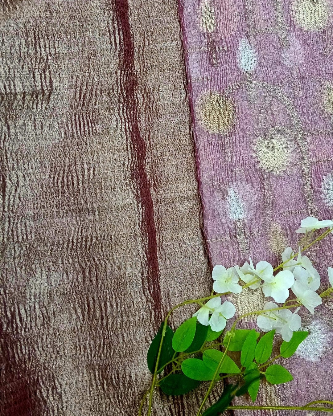 Crushed Tissue Saree With Big Border - BBS089
