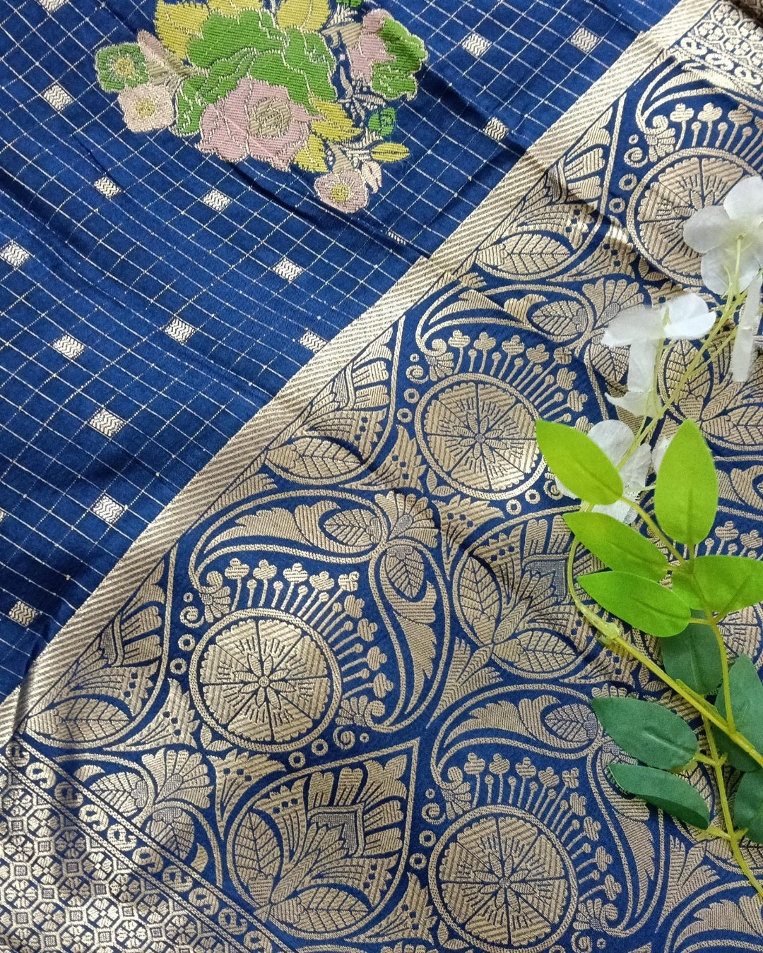 Banarasi Mashroo saree  with small buta - BBS092
