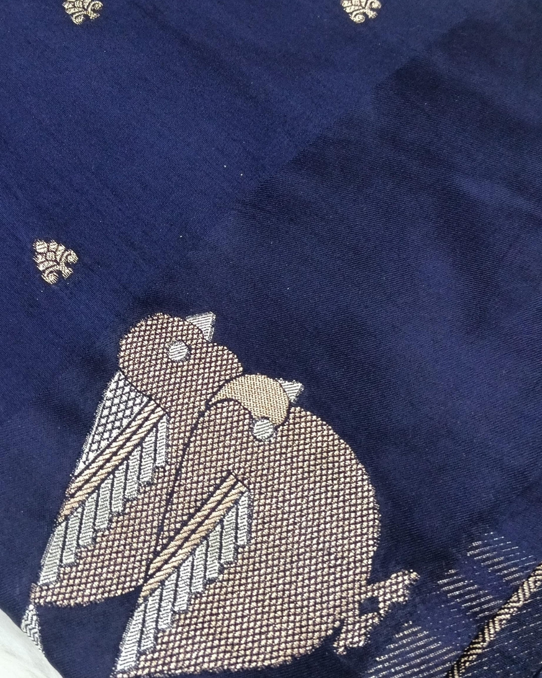 Raw Mango sare with Weaving - BBS093