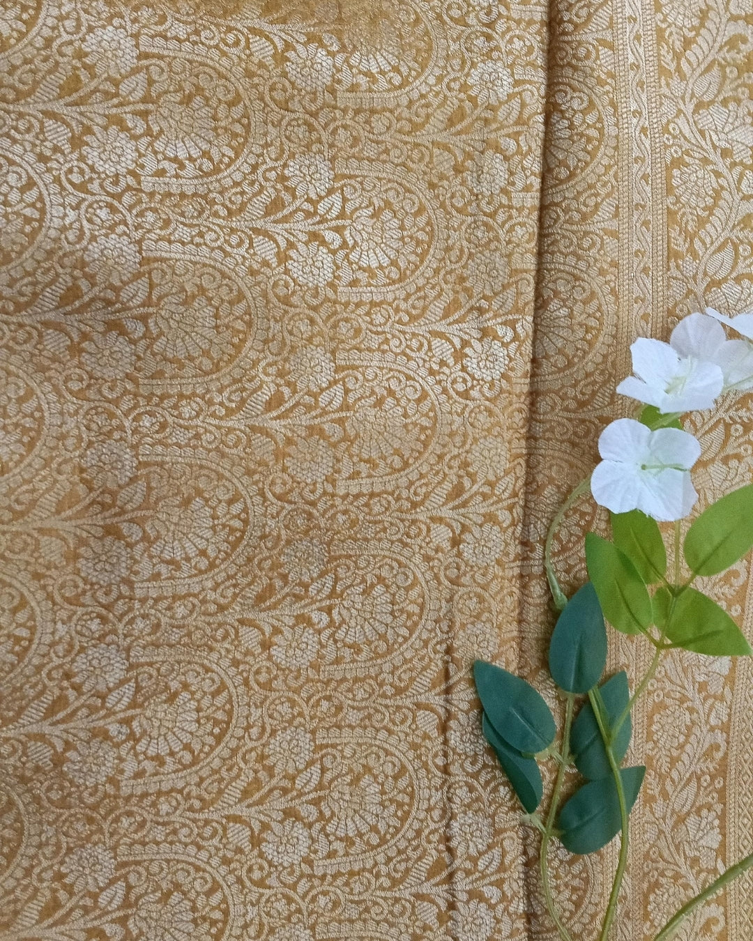Banarasi Khadi Saree with Weaving border and buta - BBS103