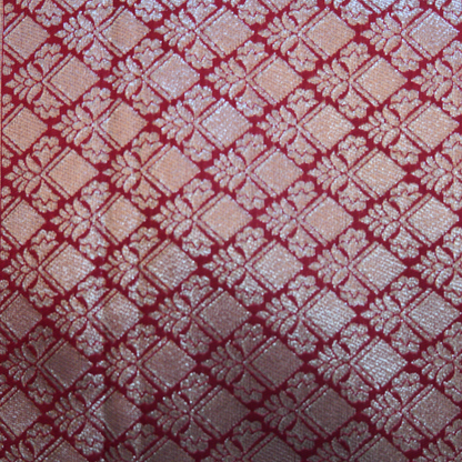 Jaquard Semi Pattu saree - BBS173