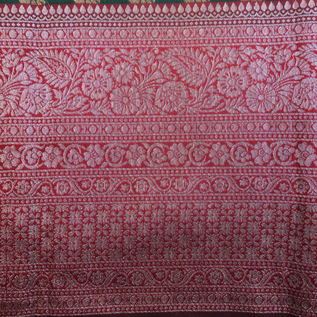 Jaquard Semi Pattu saree - BBS173