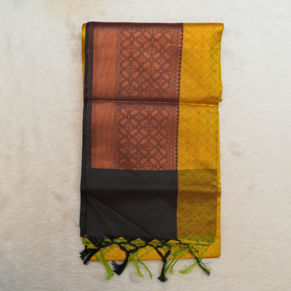 Light Weight Pattu Saree - BBS175