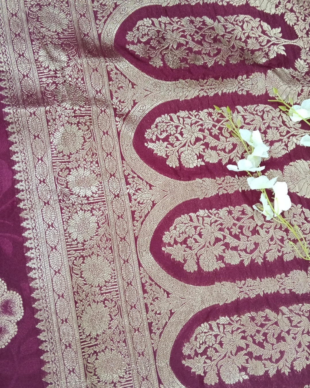 Banarasi Crape Silk saree with Self Design with Meenakaari Border - BBS079