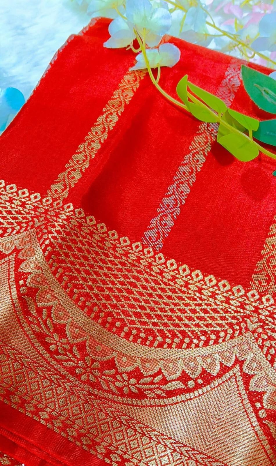 Banarasi Raw Mango Saree with Scallop border Design - BBS123B