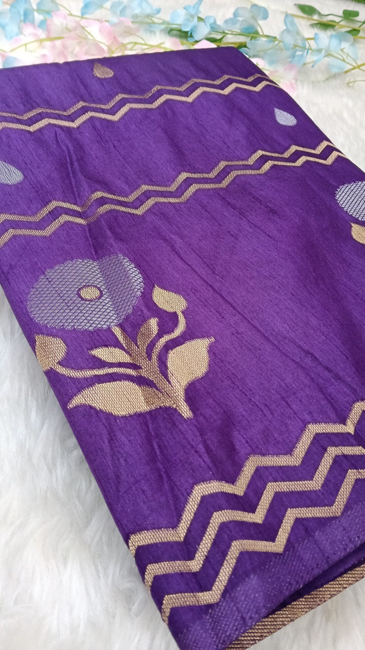 Banarasi Silk Saree with Weaving - BBS129C