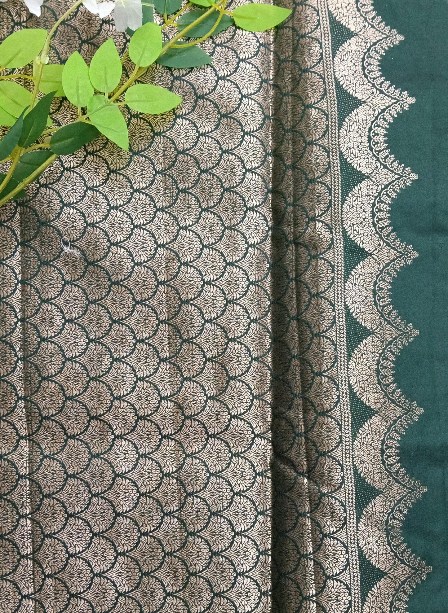 Raw Mango saree with Weaving Butas - BBS135D